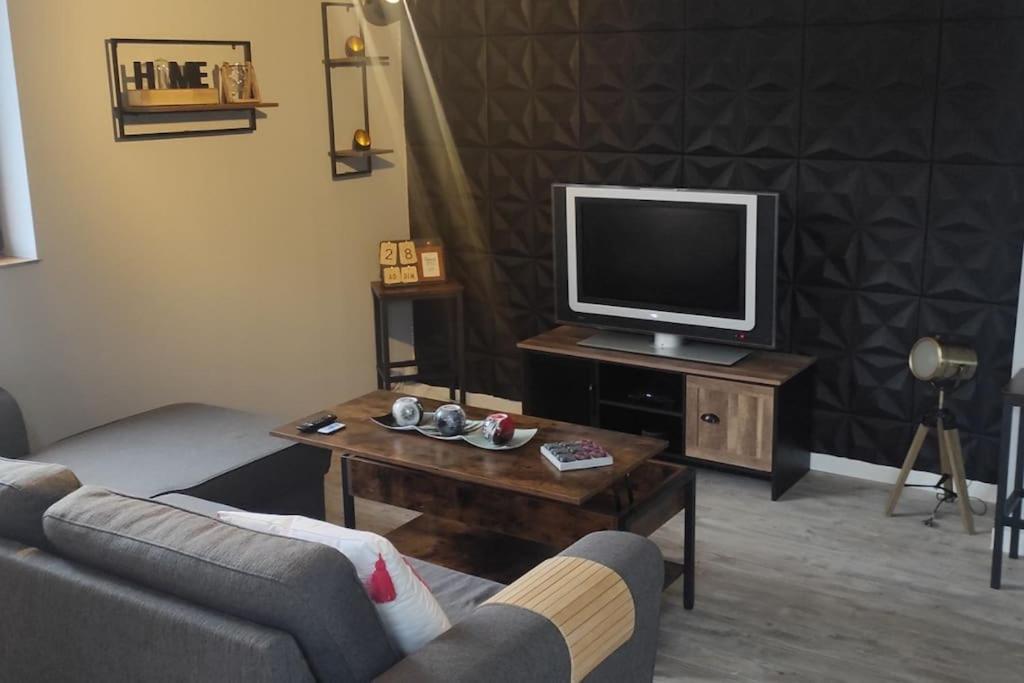 Petite Maison Cosy En Duplex Eguelshardt Extérieur photo